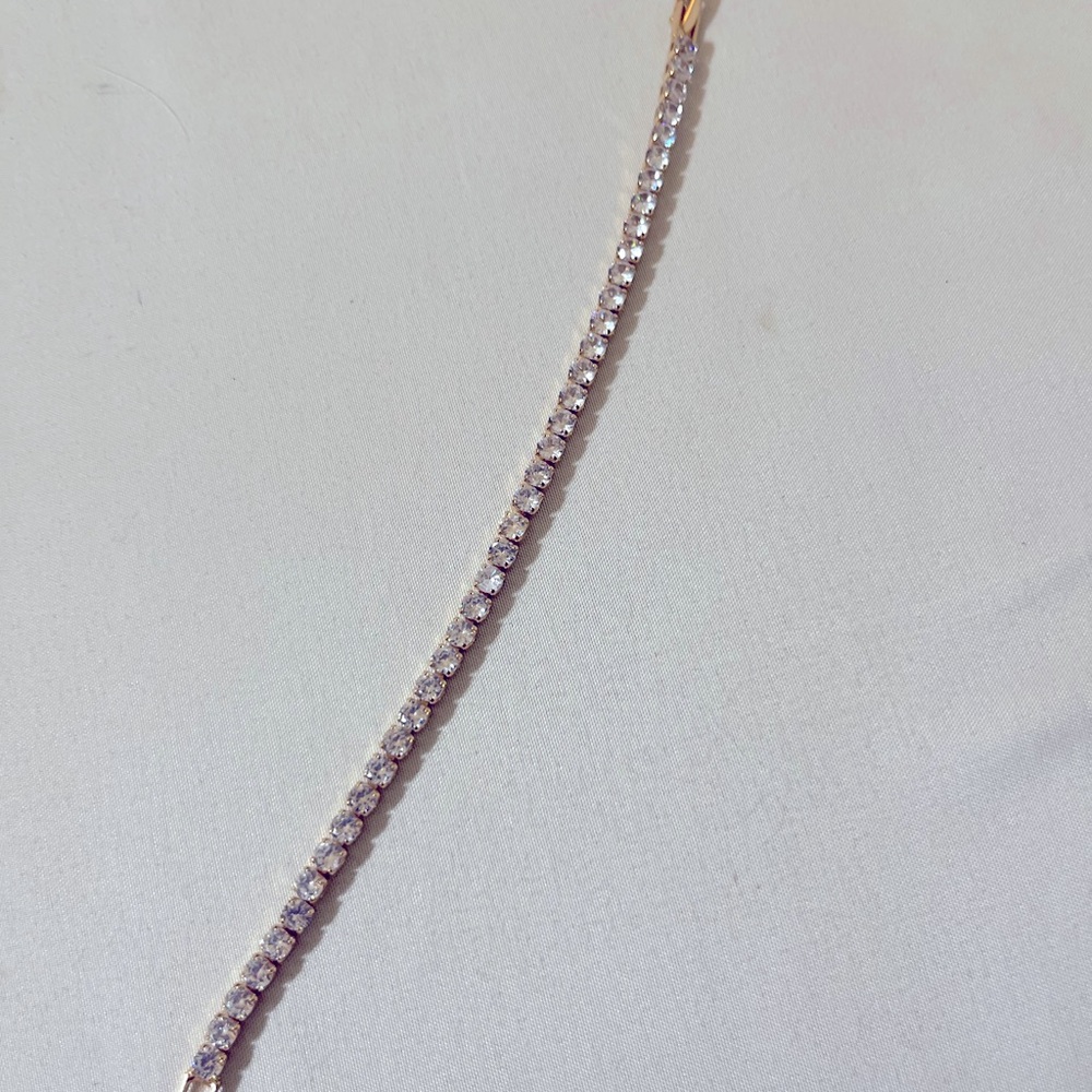 🩵 Brand New Tennis Bracelet in Gold 7"